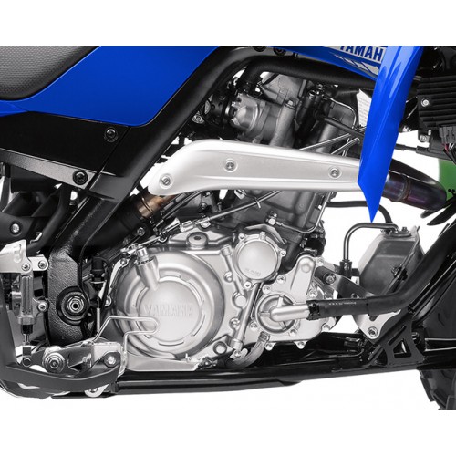 High-tech race-bred 686cc fuel-injected engine